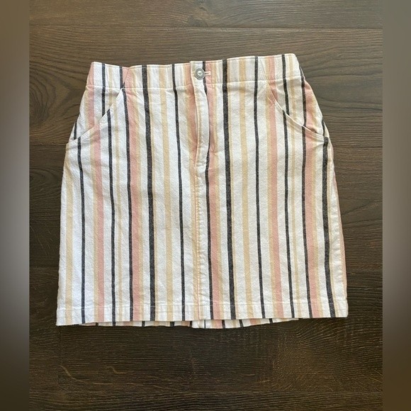 Hollister Dresses & Skirts - Hollister ultra high-rise striped skirt SIze XS